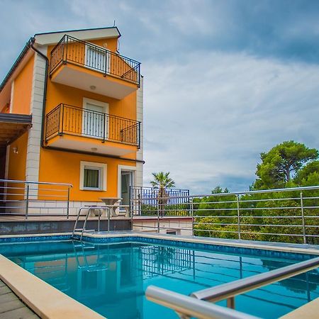 Apartments Nina Promajna Exterior photo