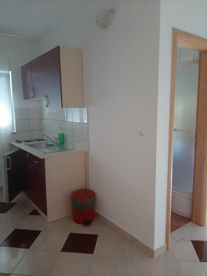 Apartments Nina Promajna Exterior photo