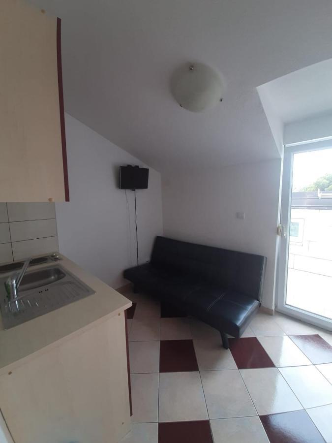 Apartments Nina Promajna Exterior photo