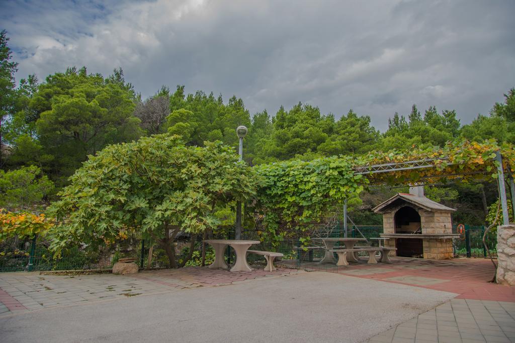 Apartments Nina Promajna Exterior photo